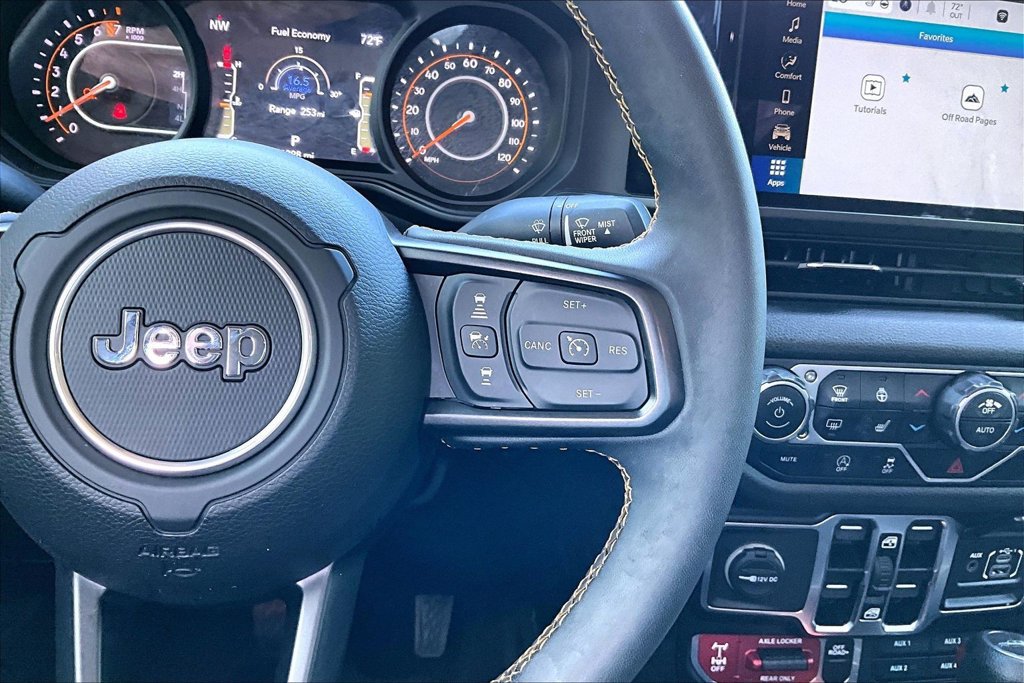 Used 2024 Jeep Gladiator Sport AWD/4WD image 26