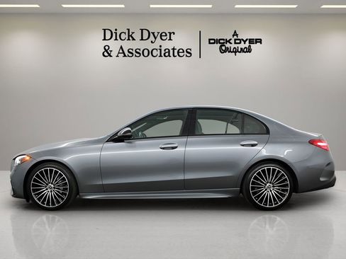 Used 2023 Mercedes-Benz C 300 Sedan image 5