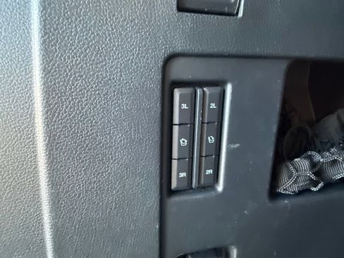 Used 2021 Ford Expedition XLT AWD/4WD image 12