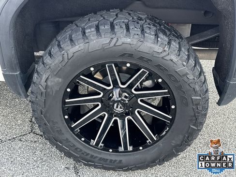 Used 2023 GMC Sierra 1500 SLT w/ SLT Premium Package image 21