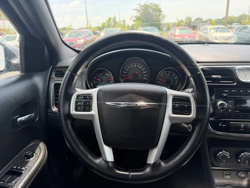 Used 2014 Chrysler 200 Touring w/ 200 S Group FWD image 18