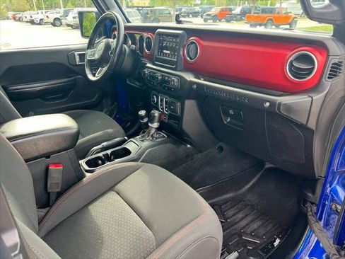 Certified 2018 Jeep Wrangler Rubicon AWD/4WD image 9