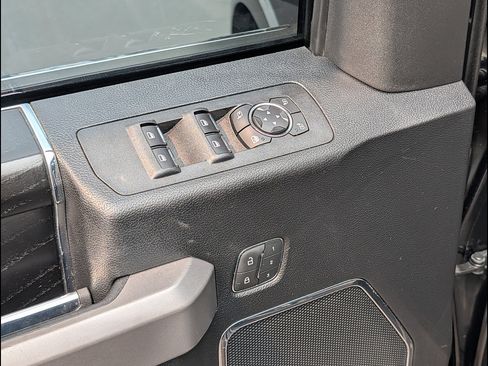 Certified 2018 Ford F150 Platinum w/ Technology Package AWD/4WD image 28