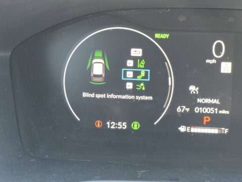 Used 2022 Honda CR-V Touring image 35