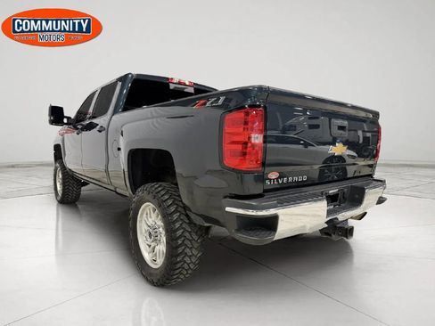 Used 2019 Chevrolet Silverado 2500 LT image 5