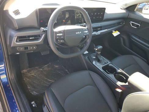 New 2026 Kia K4 EX image 6