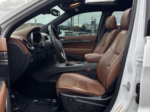 Used 2020 Jeep Grand Cherokee Overland image 23