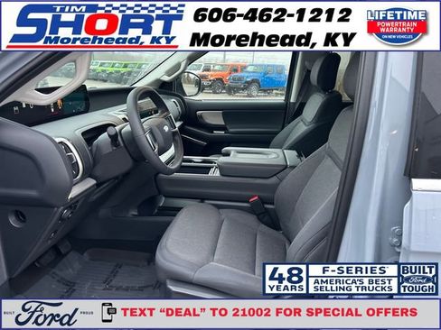 New 2025 Ford Expedition Max Active image 9