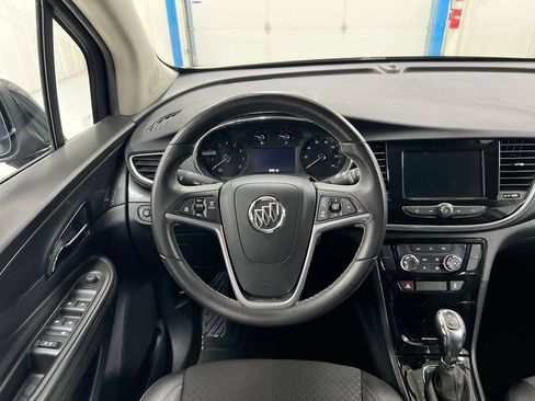 Used 2022 Buick Encore Preferred w/ Safety Package FWD image 11