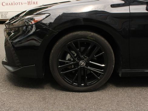 Used 2025 Toyota Camry SE w/ Multimedia Upgrade Package FWD image 10