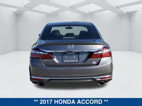 Used 2017 Honda Accord Sport image 5