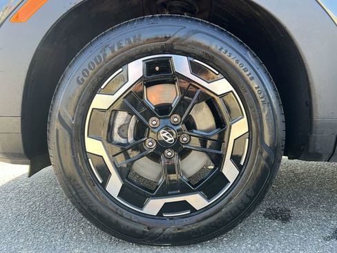 Used 2025 Hyundai Santa Fe SEL w/ Tow & Go Package image 10