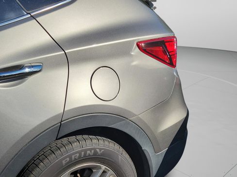 Used 2018 Hyundai Santa Fe Sport FWD image 26