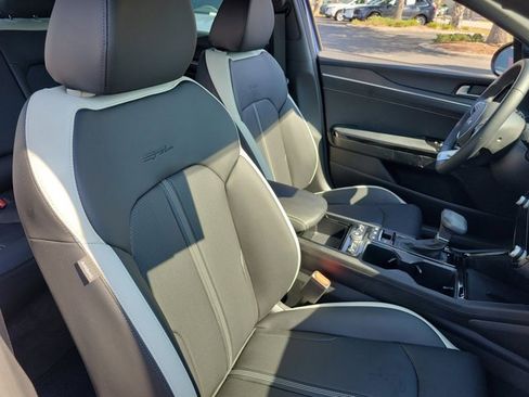 Used 2025 Kia K5 GT-Line image 6