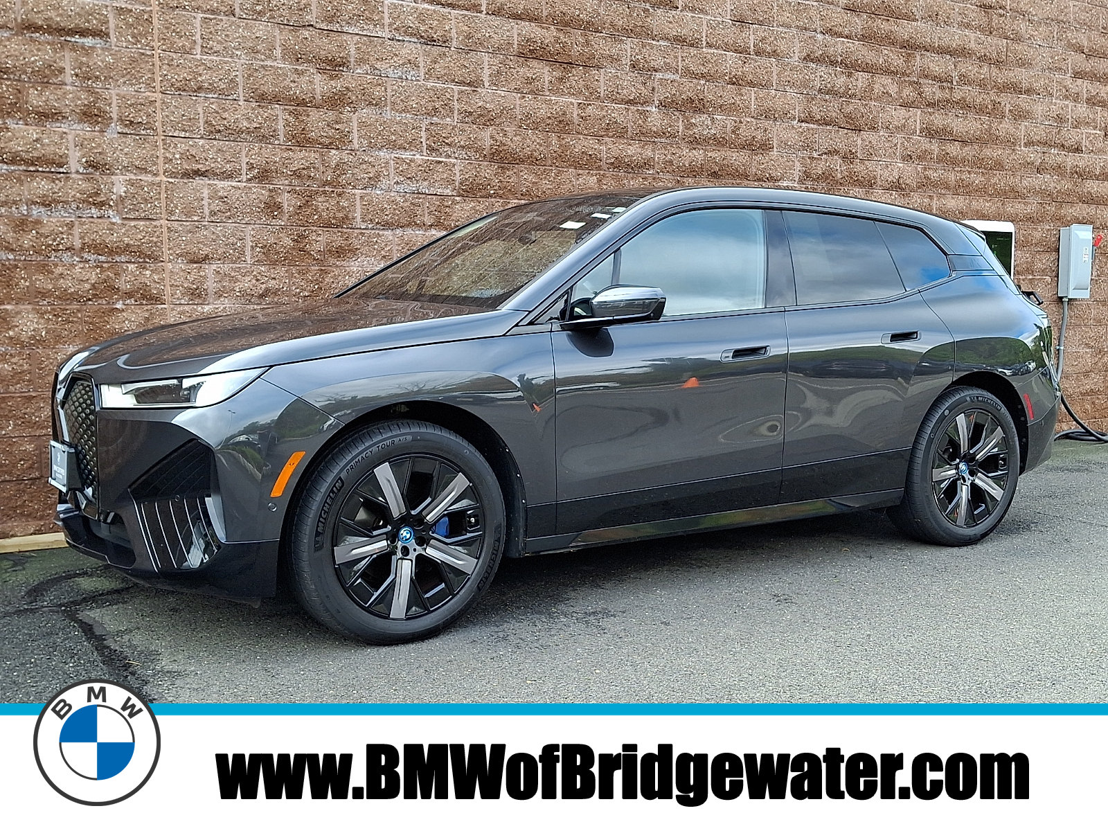 Certified 2024 BMW iX xDrive50 w/ Sport Package AWD/4WD image 1