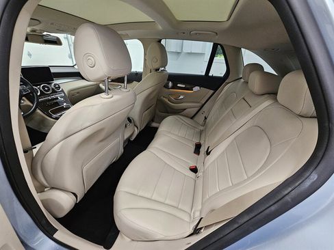 Used 2017 Mercedes-Benz GLC 300 4MATIC image 11