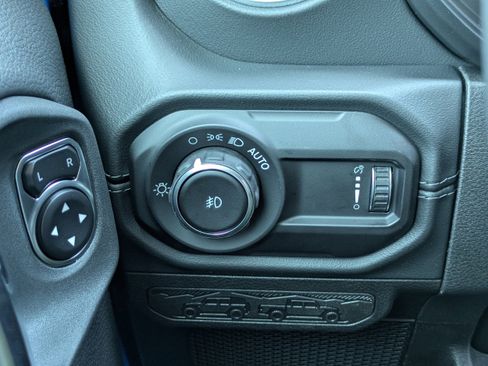 New 2025 Jeep Wrangler Sahara image 28