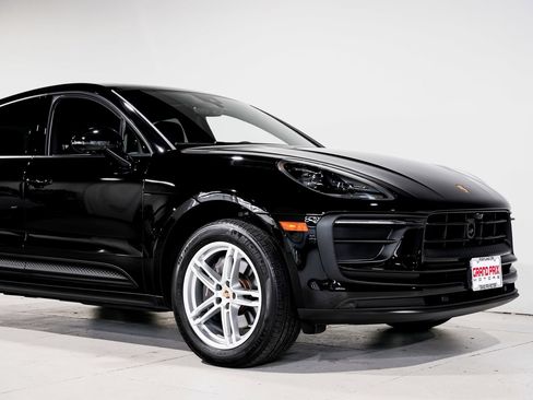 Used 2024 Porsche Macan AWD/4WD image 44