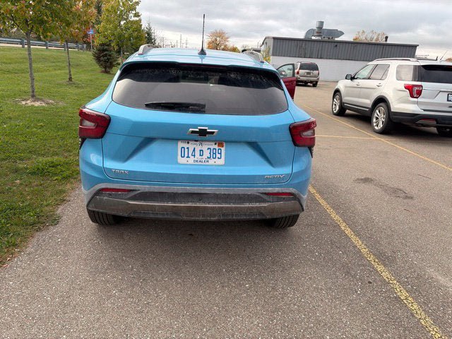 Used 2025 Chevrolet Trax ACTIV w/ Driver Confidence Package FWD image 8