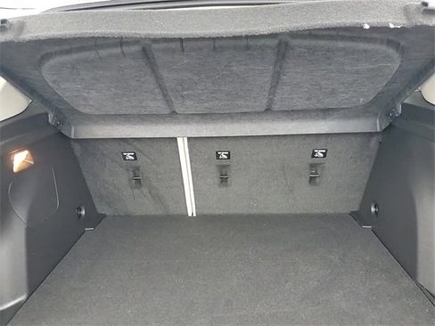 Used 2022 Buick Encore GX Select image 6