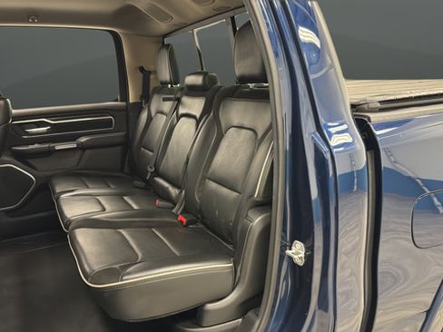 Used 2019 RAM 1500 Laramie AWD/4WD image 21