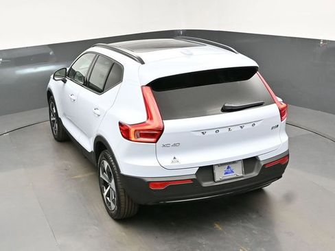 New 2026 Volvo XC40 B5 Plus w/ Protection Package Premier AWD/4WD image 47