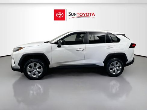 Used 2024 Toyota RAV4 LE FWD image 7