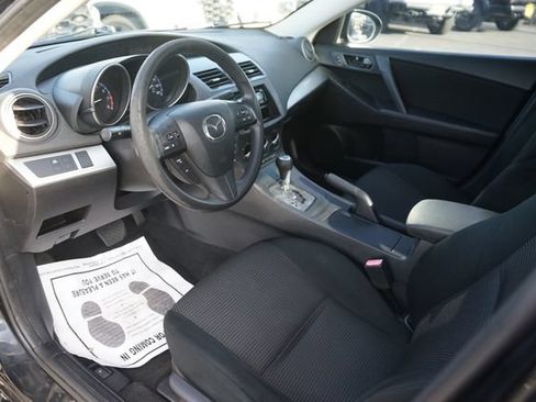 Used 2013 MAZDA MAZDA3 i Sport FWD image 8