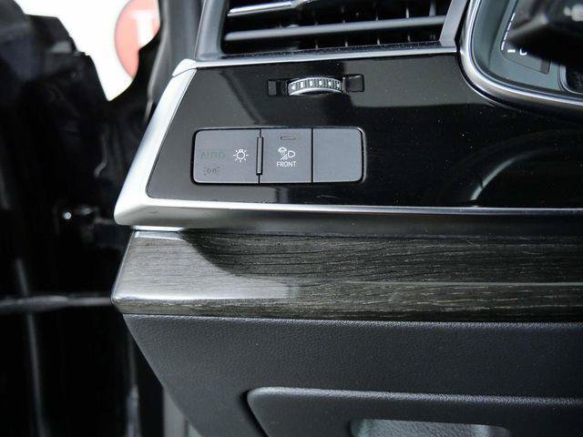 Used 2023 Audi Q8 Premium Plus w/ Premium Plus Package AWD/4WD image 15