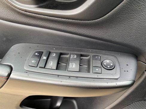 Certified 2022 Jeep Cherokee Trailhawk image 30