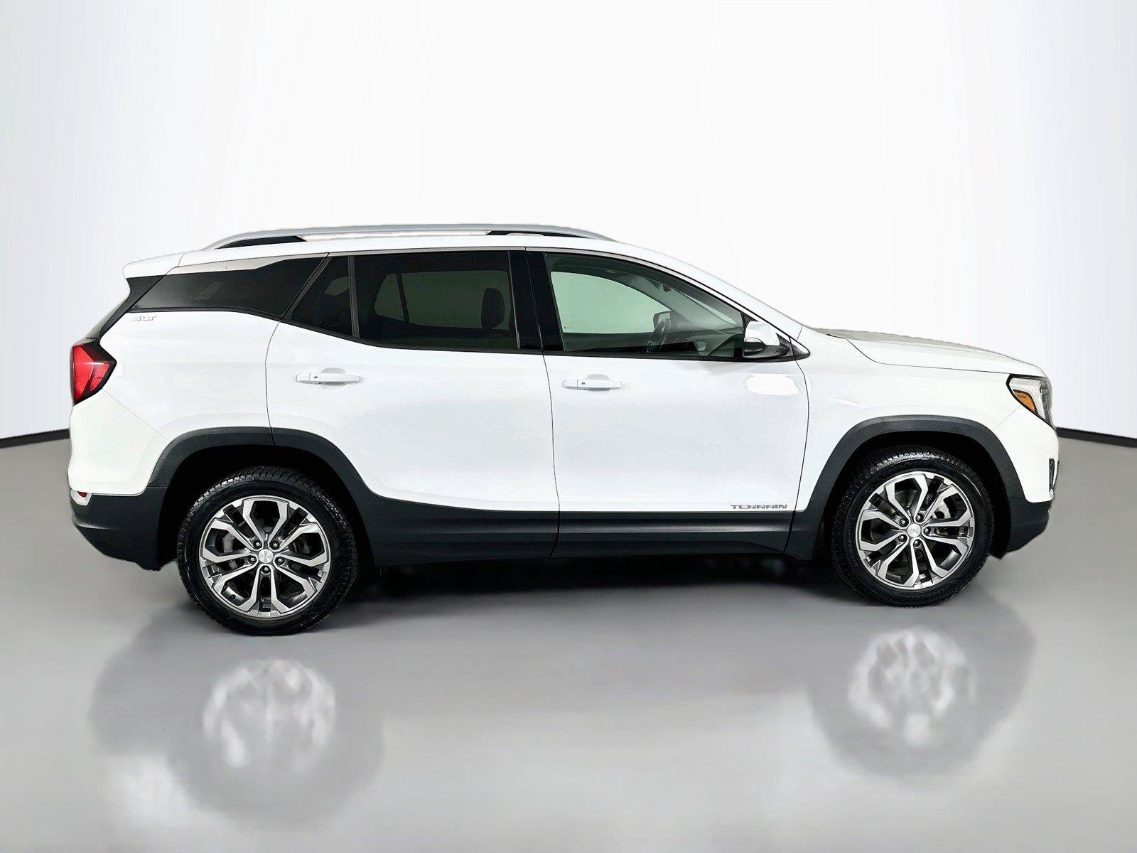 Used 2019 GMC Terrain SLT AWD/4WD image 13