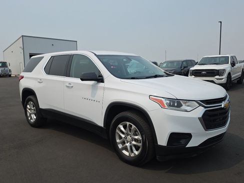 Used 2019 Chevrolet Traverse LS AWD/4WD image 1