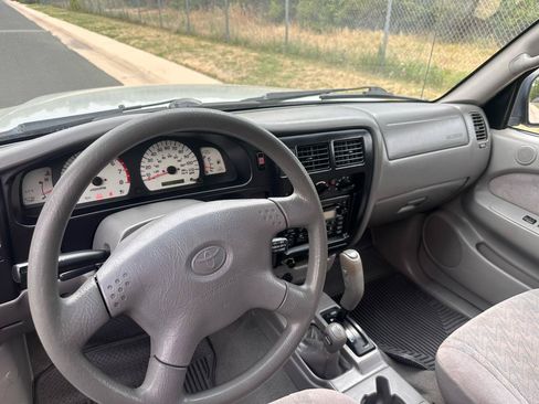 Used 2003 Toyota Tacoma 4x4 Double Cab w/ Convenience Pkg image 12