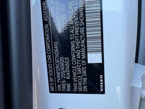 New 2026 Volvo XC60 B5 Plus w/ Protection Package Premier image 16