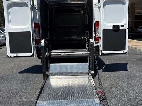 Used 2023 RAM ProMaster 2500 FWD image 18