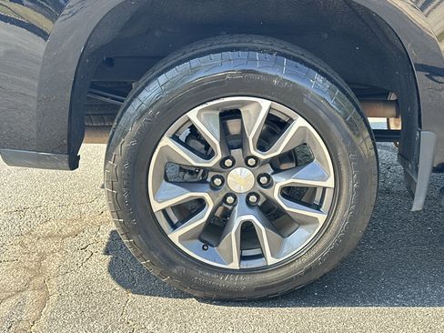 Used 2020 Chevrolet Silverado 1500 LT w/ All-Star Edition AWD/4WD image 18