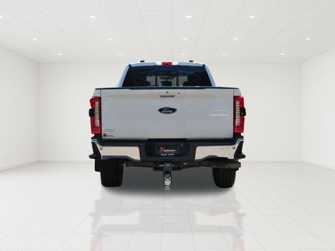 Certified 2024 Ford F250 Lariat AWD/4WD image 5