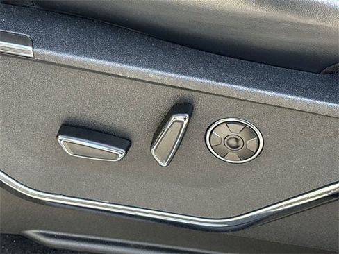 Used 2024 Ford F150 Platinum image 25