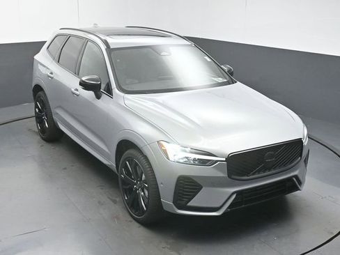 New 2026 Volvo XC60 T8 Ultra w/ Protection Package Premier image 41