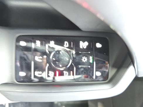 New 2025 Audi Q5 Premium Plus image 24