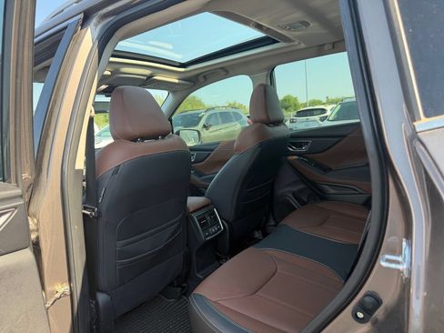 Used 2023 Subaru Forester Touring w/ Popular Package #3 AWD/4WD image 6