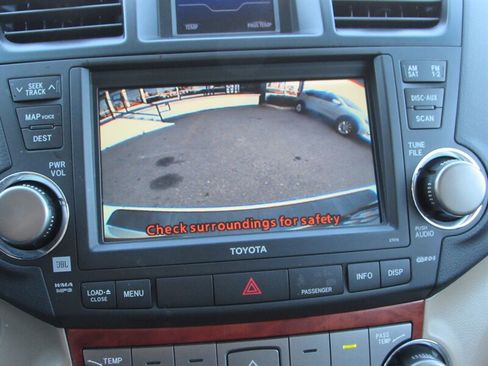 Used 2008 Toyota Highlander Limited AWD/4WD image 15
