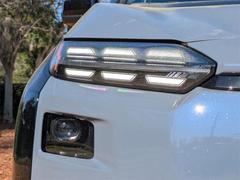 New 2026 Subaru Solterra image 9