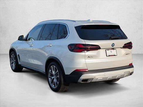 Certified 2026 BMW X5 xDrive50e w/ Premium Package AWD/4WD image 8