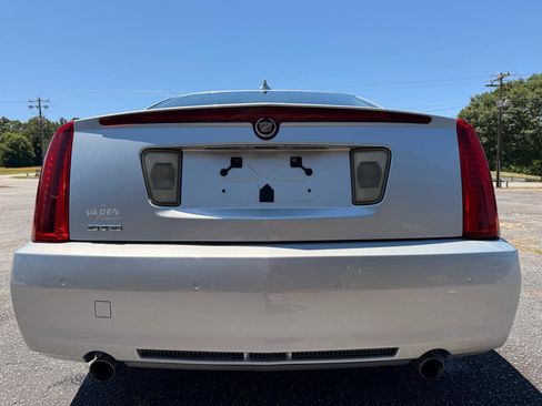 Used 2011 Cadillac STS RWD image 4