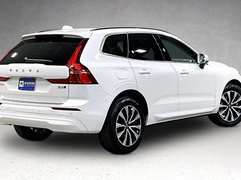 Certified 2023 Volvo XC60 B5 Core w/ Climate Package AWD/4WD image 6