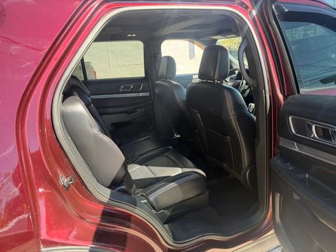 Used 2019 Ford Explorer Sport AWD/4WD image 31