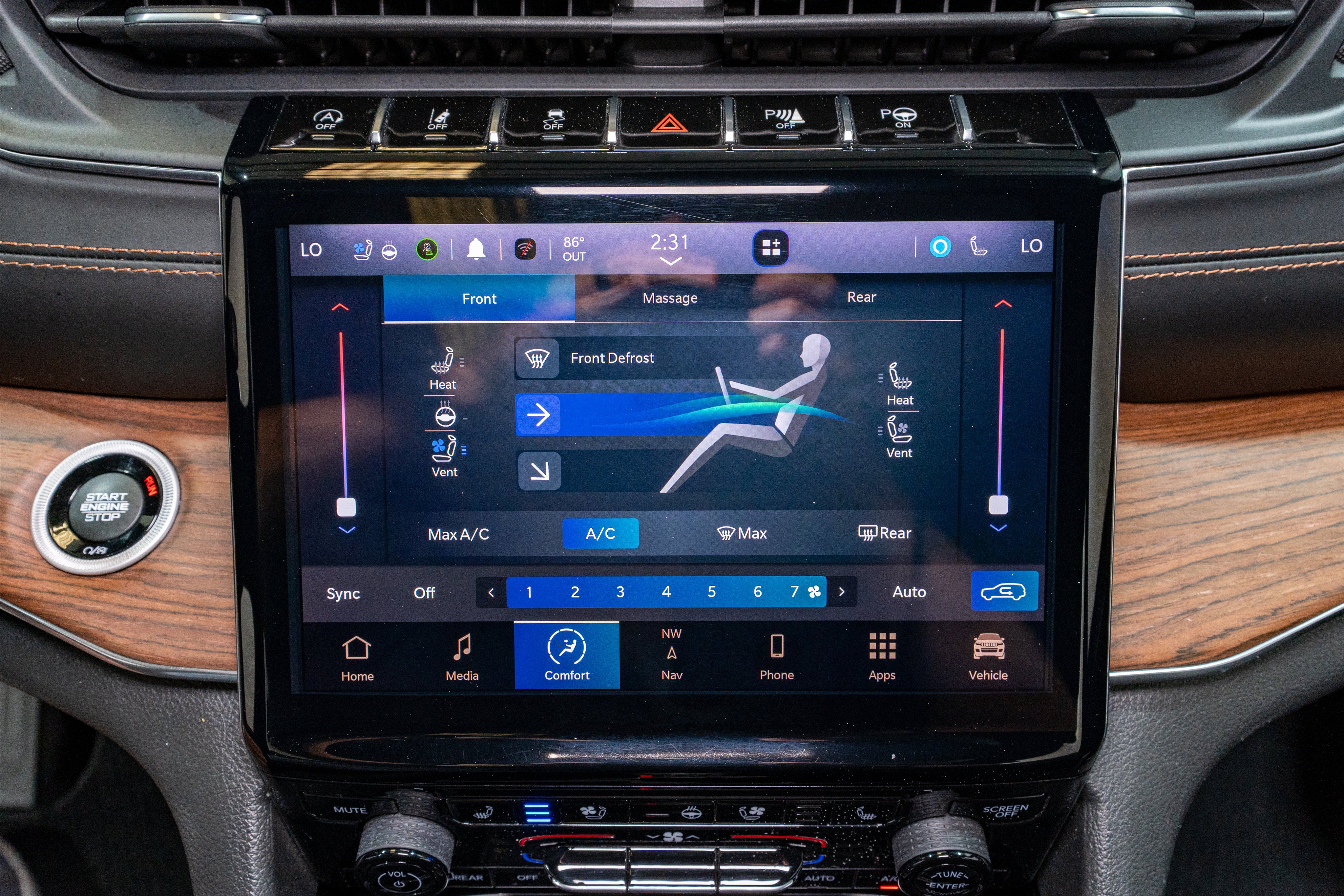 Used 2023 Jeep Grand Cherokee L Summit w/ Luxury Tech Group V RWD image 22
