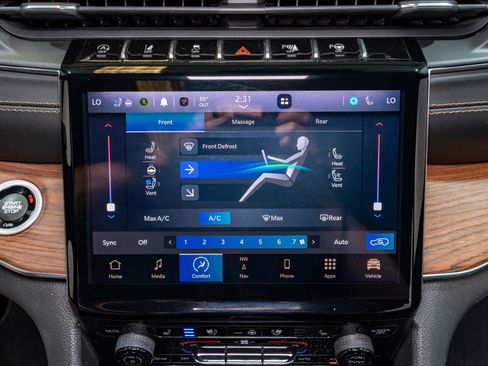 Used 2023 Jeep Grand Cherokee L Summit w/ Luxury Tech Group V RWD image 22