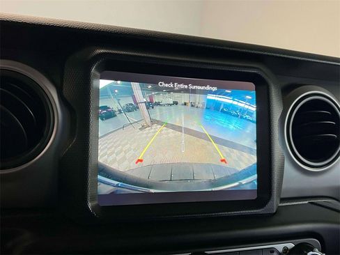 Used 2021 Jeep Wrangler Unlimited Sport S image 27